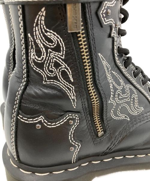 Dr.Martens（ドクターマーチン）Dr.Martens (ドクターマーチン) ウエスタン刺繍8ホールブーツ/Western embroidered 8-eye boots ブラック サイズ:EU38の古着・服飾アイテム