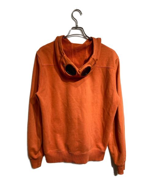 C.P COMPANY（シーピーカンパニー）C.P COMPANY (シーピーカンパニー) ゴーグルレンズジップフーディー/Goggle Lens Zip Hoodie オレンジ サイズ:Lの古着・服飾アイテム