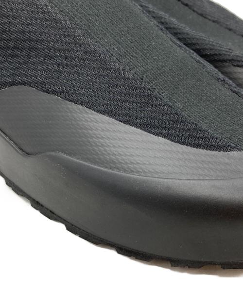 ARC'TERYX（アークテリクス）ARC'TERYX (アークテリクス) KRAGGスリッポンシューズ/クラッグ ブラック サイズ:27.5の古着・服飾アイテム