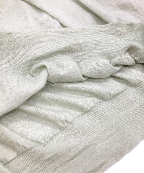 MIU MIU（ミュウミュウ）MIU MIU (ミュウミュウ) エンボスロゴVネックカシミヤニット/Cashmere knit グリーン サイズ:38の古着・服飾アイテム