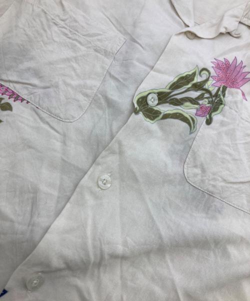 stussy（ステューシー）stussy (ステューシー) 開襟レーヨンS/Sシャツ ホワイト サイズ:Mの古着・服飾アイテム