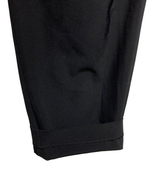 HYKE（ハイク）HYKE (ハイク) テーパードスラックス/Tapered slacks ブラック サイズ:4の古着・服飾アイテム
