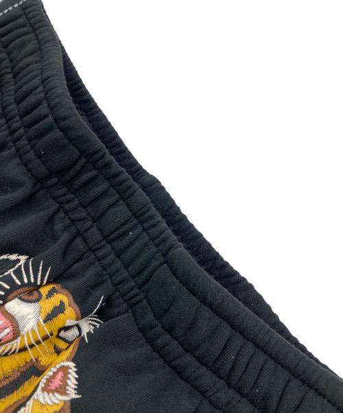 A BATHING APE（アベイシングエイプ）A BATHING APE (アベイシングエイプ) タイガープリント トラックパンツ ブラック サイズ:Mの古着・服飾アイテム