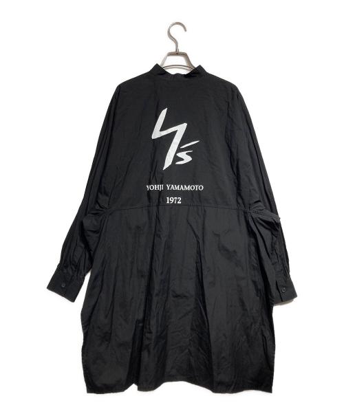 Y's（ワイズ）Y's (ワイズ) バックロゴスタンドカラーロングシャツ/Back logo stand collar long shirt ブラック サイズ:2の古着・服飾アイテム