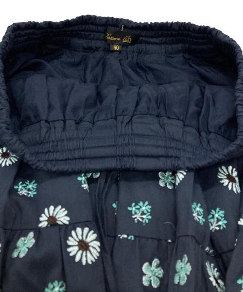 DRAWER（ドゥロワー）DRAWER (ドゥロワー) コットン×シルクエンブロイダリースカート/Cotton x Silk Embroidered Skirt ネイビー サイズ:40の古着・服飾アイテム