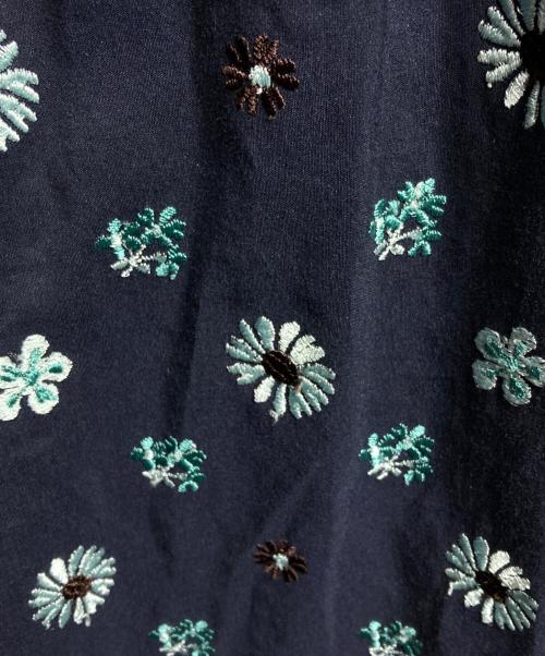 DRAWER（ドゥロワー）DRAWER (ドゥロワー) コットン×シルクエンブロイダリースカート/Cotton x Silk Embroidered Skirt ネイビー サイズ:40の古着・服飾アイテム