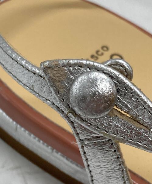 FRANCESCO RUSSO（フランチェスコ ルッソ）FRANCESCO RUSSO (フランチェスコ ルッソ) スパンコールサンダル/Sequin sandals グレー サイズ:37の古着・服飾アイテム