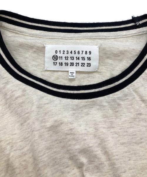 Maison Margiela（メゾンマルジェラ）Maison Margiela (メゾンマルジェラ) ラインネックTEE/Line neck tee ベージュ サイズ:Sの古着・服飾アイテム