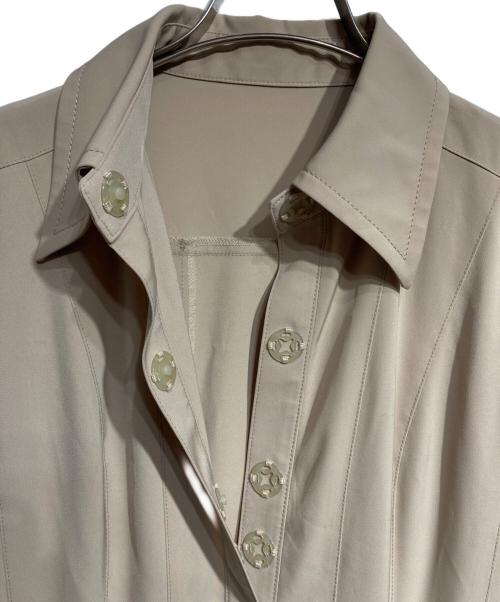 FOXEY NEWYORK（フォクシーニューヨーク）FOXEY NEWYORK (フォクシーニューヨーク) シャツワンピース ベージュ サイズ:40の古着・服飾アイテム