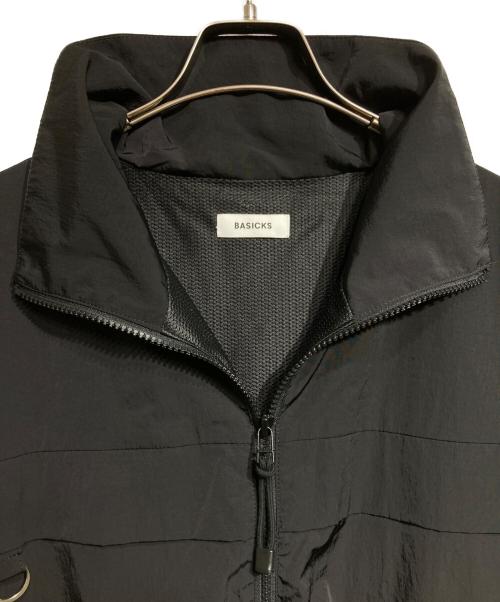 BASICKS（ベイシックス）BASICKS (ベイシックス) Limonta Nylon Vest/リモンタ ナイロン ベスト ブラック サイズ:Mの古着・服飾アイテム