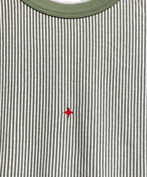 STONE ISLAND（ストーンアイランド）STONE ISLAND (ストーンアイランド) ストライプ切替バックロゴTシャツ/Striped back logo T-shirt グリーン サイズ:Lの古着・服飾アイテム