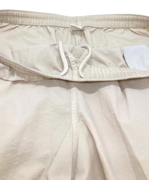 JJJJound（ジョウンド）JJJJound (ジョウンド) Camper Short taupe/キャンパーショートトープ ベージュ サイズ:XLの古着・服飾アイテム