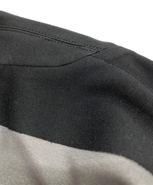 WHITE MOUNTAINEERING（ホワイトマウンテ二アニング）WHITE MOUNTAINEERING (ホワイトマウンテ二アニング) sulvam (サルバム) GORE-TEX INFINIUM JERSEY LAPEL JACKET ブラック サイズ:０の古着・服飾アイテム