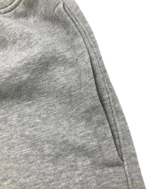 thisisneverthat（ディスイズネバーザット）thisisneverthat (ディスイズネバーザット) T.N.T. Classic HDP Sweatshort ライトグレー サイズ:XLの古着・服飾アイテム