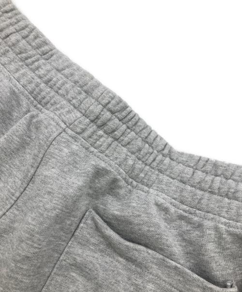 thisisneverthat（ディスイズネバーザット）thisisneverthat (ディスイズネバーザット) T.N.T. Classic HDP Sweatshort ライトグレー サイズ:XLの古着・服飾アイテム