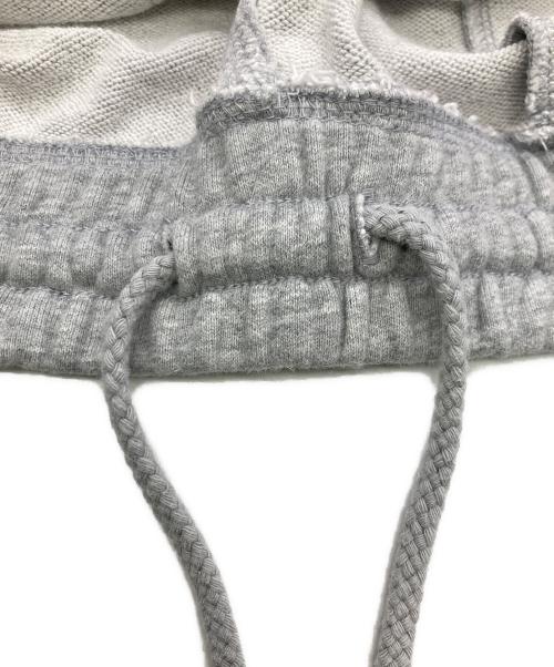 thisisneverthat（ディスイズネバーザット）thisisneverthat (ディスイズネバーザット) T.N.T. Classic HDP Sweatshort ライトグレー サイズ:XLの古着・服飾アイテム