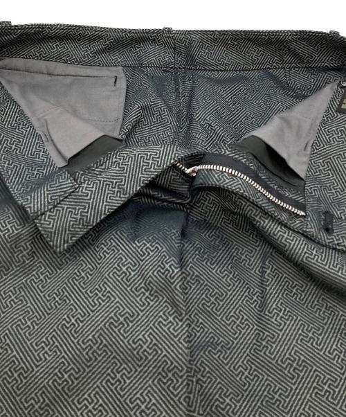 GAULTIER HOMME objet（ゴルチエオムオブジェ）GAULTIER HOMME objet (ゴルチエオムオブジェ) ジャガードフレアスラックス/Jacquard Flare Slacks グレー サイズ:79の古着・服飾アイテム