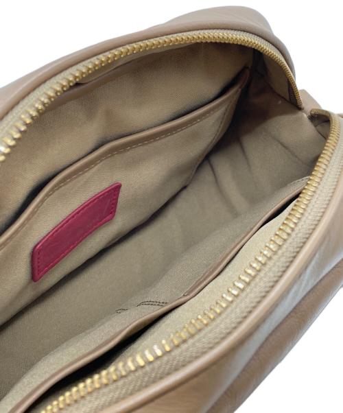 andu amet（アンドゥアメット）andu amet (アンドゥアメット) シープスキンクロスボディバッグ/Sheepskin Crossbody Bag ブラウンの古着・服飾アイテム