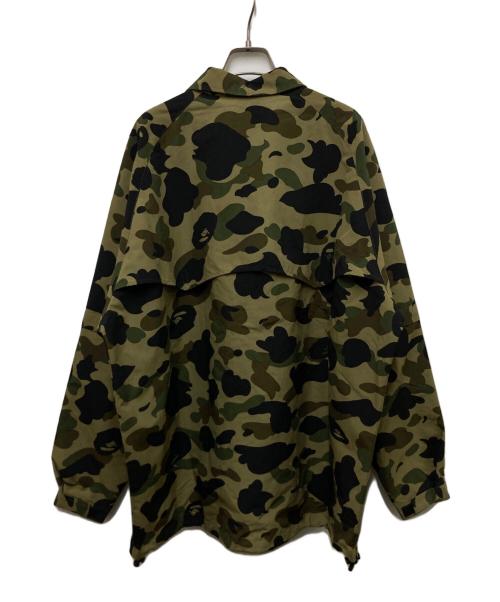 A BATHING APE（アベイシングエイプ）A BATHING APE (アベイシングエイプ) 1stカモレインジャケット グリーン サイズ:Lの古着・服飾アイテム