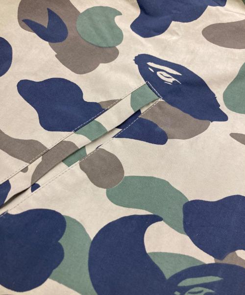 A BATHING APE（アベイシングエイプ）A BATHING APE (アベイシングエイプ) 1stカモレインジャケット グリーン サイズ:Lの古着・服飾アイテム