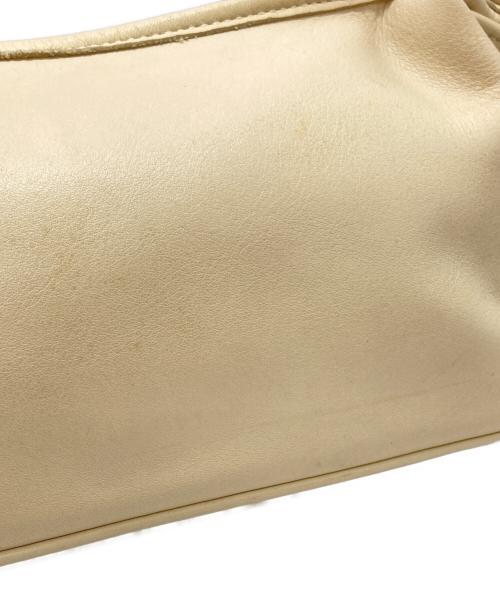COACH（コーチ）COACH (コーチ) ワンショルダーバッグ アイボリーの古着・服飾アイテム