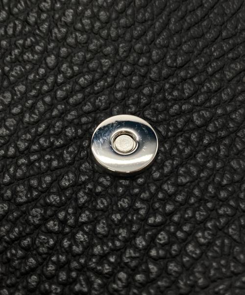 Maison Margiela（メゾンマルジェラ）Maison Margiela (メゾンマルジェラ) グレインレザー 4ステッチ チェーン ロングウォレット/Grain leather 4-stitch chain long wallet ブラックの古着・服飾アイテム