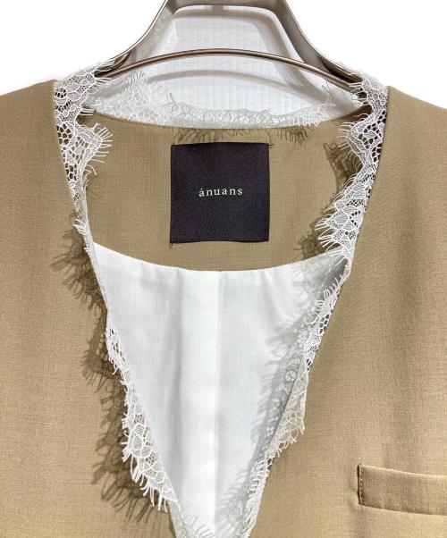 anuans（アニュアンス）anuans (アニュアンス) レーストリムノーカラージャケット/Lace-trimmed collarless jacket ベージュ サイズ:Fの古着・服飾アイテム