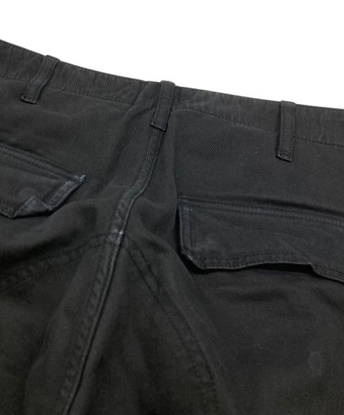 CarHartt（カーハート）CarHartt (カーハート) レギュラーカーゴパンツ ブラック サイズ:	SIZE W32の古着・服飾アイテム
