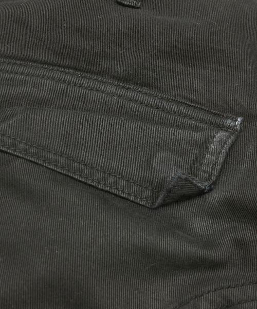 CarHartt（カーハート）CarHartt (カーハート) レギュラーカーゴパンツ ブラック サイズ:	SIZE W32の古着・服飾アイテム