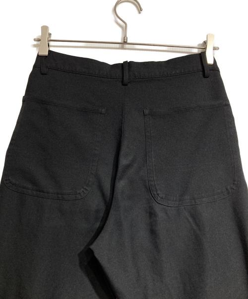 BLACK COMME des GARCONS（ブラックコムデギャルソン）BLACK COMME des GARCONS (ブラックコムデギャルソン) ポリエステルクロップドパンツ/Polyester cropped pants ブラック サイズ:XSの古着・服飾アイテム