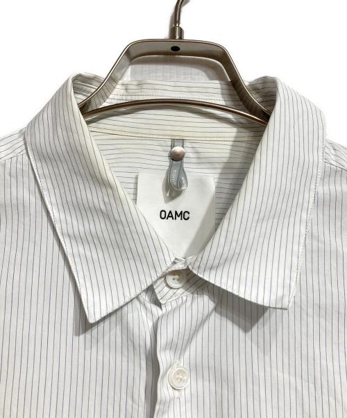 OAMC（オーエーエムシー）OAMC (オーエーエムシー) ストライプシャツ/Striped shirt ブルー サイズ:Mの古着・服飾アイテム