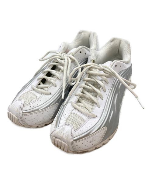 NIKE（ナイキ）NIKE (ナイキ) SHOX R4/ショックスR4 ホワイト サイズ:27㎝の古着・服飾アイテム