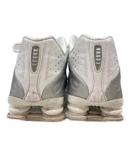 NIKE（ナイキ）NIKE (ナイキ) SHOX R4/ショックスR4 ホワイト サイズ:27㎝の古着・服飾アイテム