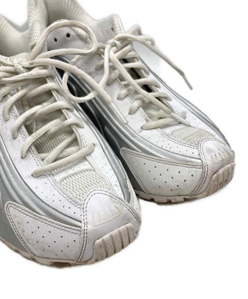 NIKE（ナイキ）NIKE (ナイキ) SHOX R4/ショックスR4 ホワイト サイズ:27㎝の古着・服飾アイテム