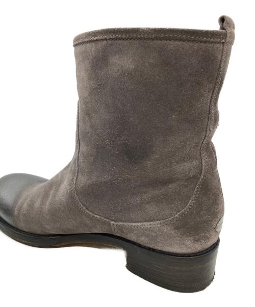 JIMMY CHOO（ジミーチュウ）JIMMY CHOO (ジミーチュウ) SUEDE W/METAL TOE(スエードダブルメタルトゥー) ショートブーツ グレー サイズ:39の古着・服飾アイテム