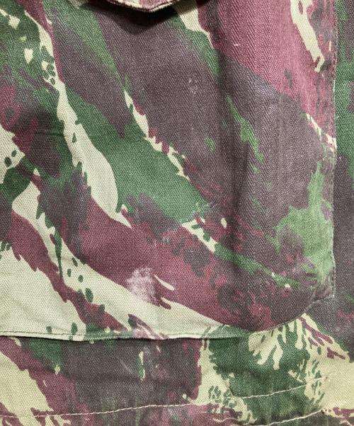 USED（ユーズド）USED (ユーズド) リザードカモミリタリーフィールドジャケット/Lizard Camo Military Field Jacket ブラウン×グリーン サイズ:Freeの古着・服飾アイテム