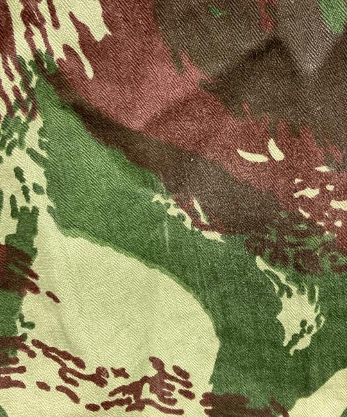 USED（ユーズド）USED (ユーズド) リザードカモミリタリーフィールドジャケット/Lizard Camo Military Field Jacket ブラウン×グリーン サイズ:Freeの古着・服飾アイテム
