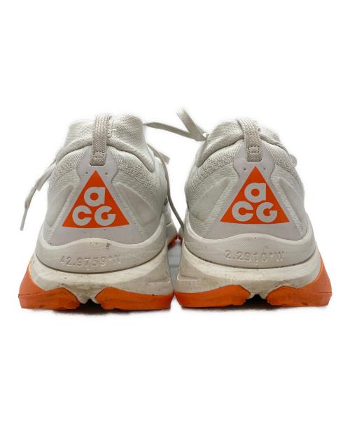 NIKE ACG（ナイキエーシージー）NIKE ACG (ナイキエーシージー) スニーカー/ sneakers ホワイト×オレンジ サイズ:28.5cmの古着・服飾アイテム