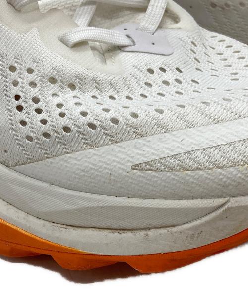NIKE ACG（ナイキエーシージー）NIKE ACG (ナイキエーシージー) スニーカー/ sneakers ホワイト×オレンジ サイズ:28.5cmの古着・服飾アイテム