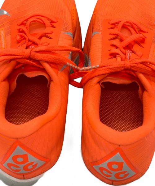 NIKE ACG（ナイキエーシージー）NIKE ACG (ナイキエーシージー) スニーカー/ sneakers オレンジ サイズ:28.5cmの古着・服飾アイテム