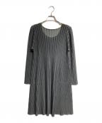 PLEATS PLEASEプリーツプリーズ）の古着「プリーツワンピース/Pleated dress」｜グレー