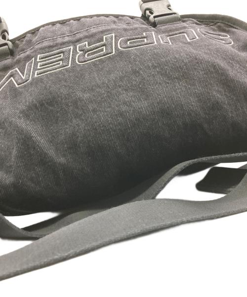 SUPREME（シュプリーム）SUPREME (シュプリーム) Denim Messenger Bag ブラックの古着・服飾アイテム