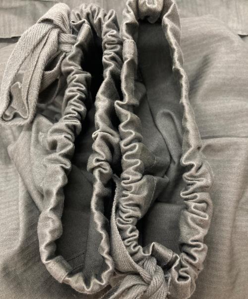 JOHN LAWRENCE SULLIVAN（ジョン ローレンス サリバン）JOHN LAWRENCE SULLIVAN (ジョン ローレンス サリバン) ドローコードワイドカーゴパンツ/Drawcord wide cargo pants オリーブ サイズ:34の古着・服飾アイテム