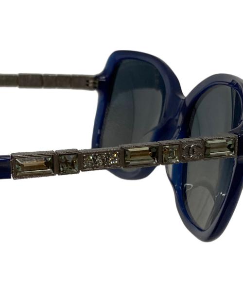 CHANEL（シャネル）CHANEL (シャネル) ラインストーン付 サングラス/Rhinestone-embellished sunglasses ネイビー サイズ:57◇18の古着・服飾アイテム
