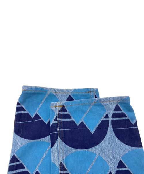 ACNE STUDIOS Bla konst（アクネステュディオスブロコンスト）ACNE STUDIOS Bla konst (アクネステュディオスブロコンスト) LOG PRINTデニムパンツ ブルー サイズ:28Ｘ32の古着・服飾アイテム