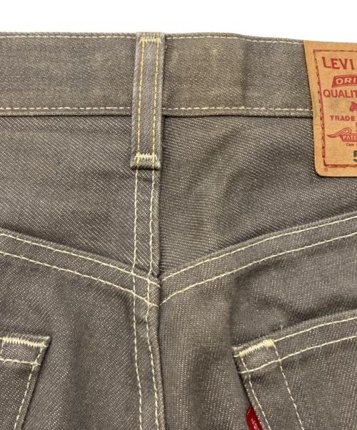 LEVI'S（リーバイス）LEVI'S (リーバイス) 501ボタンフライデニムパンツ グレー サイズ:81㎝の古着・服飾アイテム