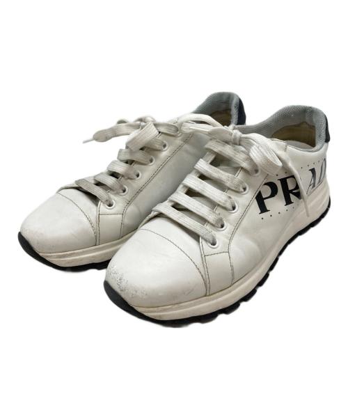 PRADA（プラダ）PRADA (プラダ) サイドロゴ レザー ローカットスニーカー/Side-Logo Leather Sneakers ホワイト サイズ:38の古着・服飾アイテム