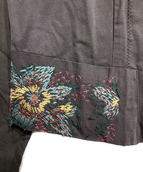 DRIES VAN NOTEN（ドリスヴァンノッテン）DRIES VAN NOTEN (ドリスヴァンノッテン) スタンドカラー刺繍ジャケット/Embroidered Stand-Collar Jacket グレー サイズ:42の古着・服飾アイテム