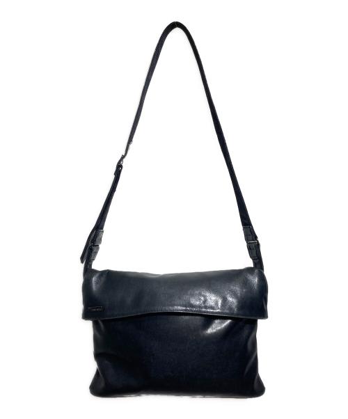ISSEY MIYAKE STUDIO（イッセイミヤケスタジオ）ISSEY MIYAKE STUDIO (イッセイミヤケスタジオ) フラップレザーショルダーバッグ/Leather flap shoulder bag ブラックの古着・服飾アイテム