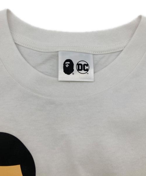 A BATHING APE（アベイシングエイプ）A BATHING APE (アベイシングエイプ) DC (ディーシー) コラボプリントTシャツ ホワイト サイズ:Lの古着・服飾アイテム